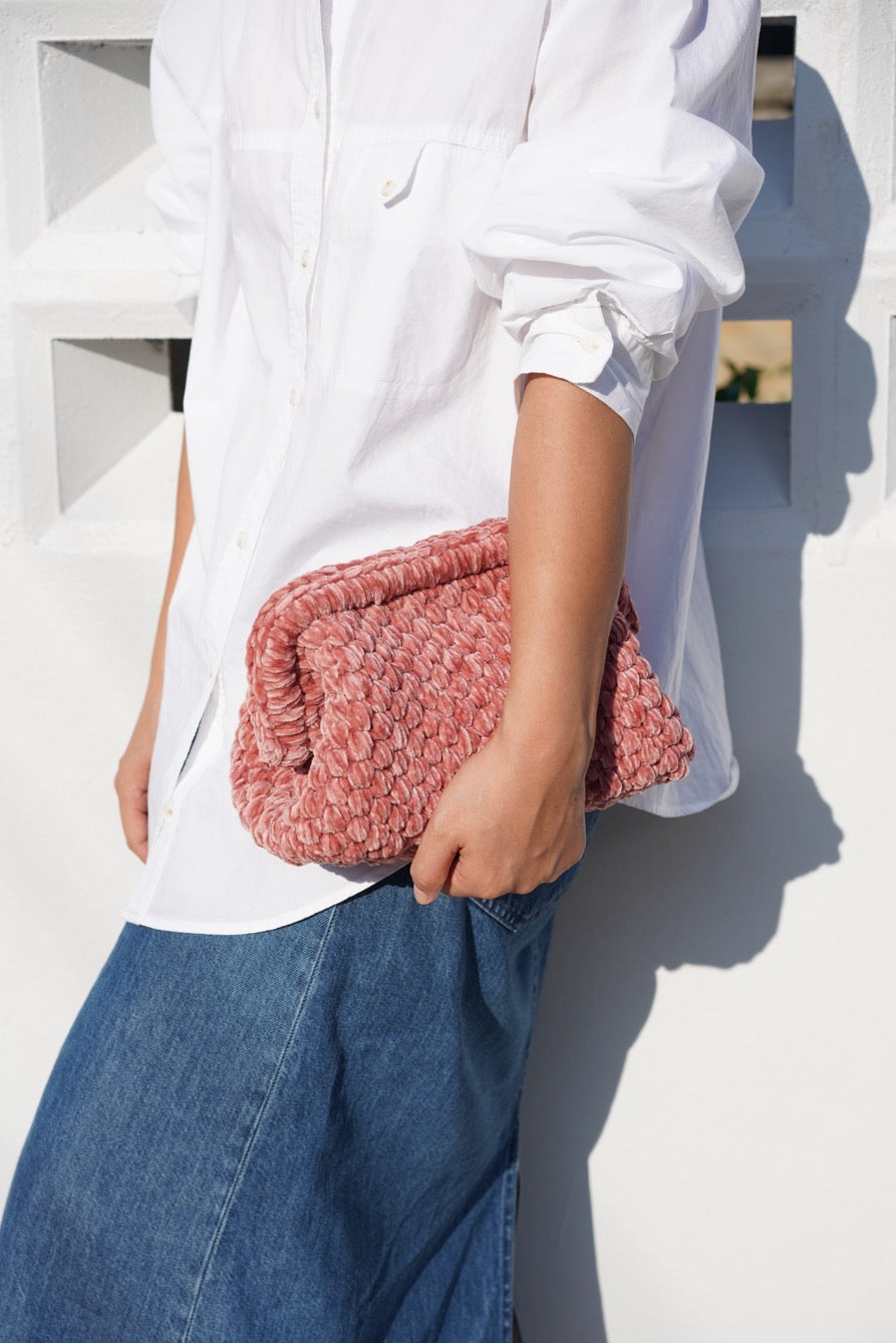 Handmade Velvet Crochet Clutch – Vintage Pink Elegant Evening Bag | Aunty Woven