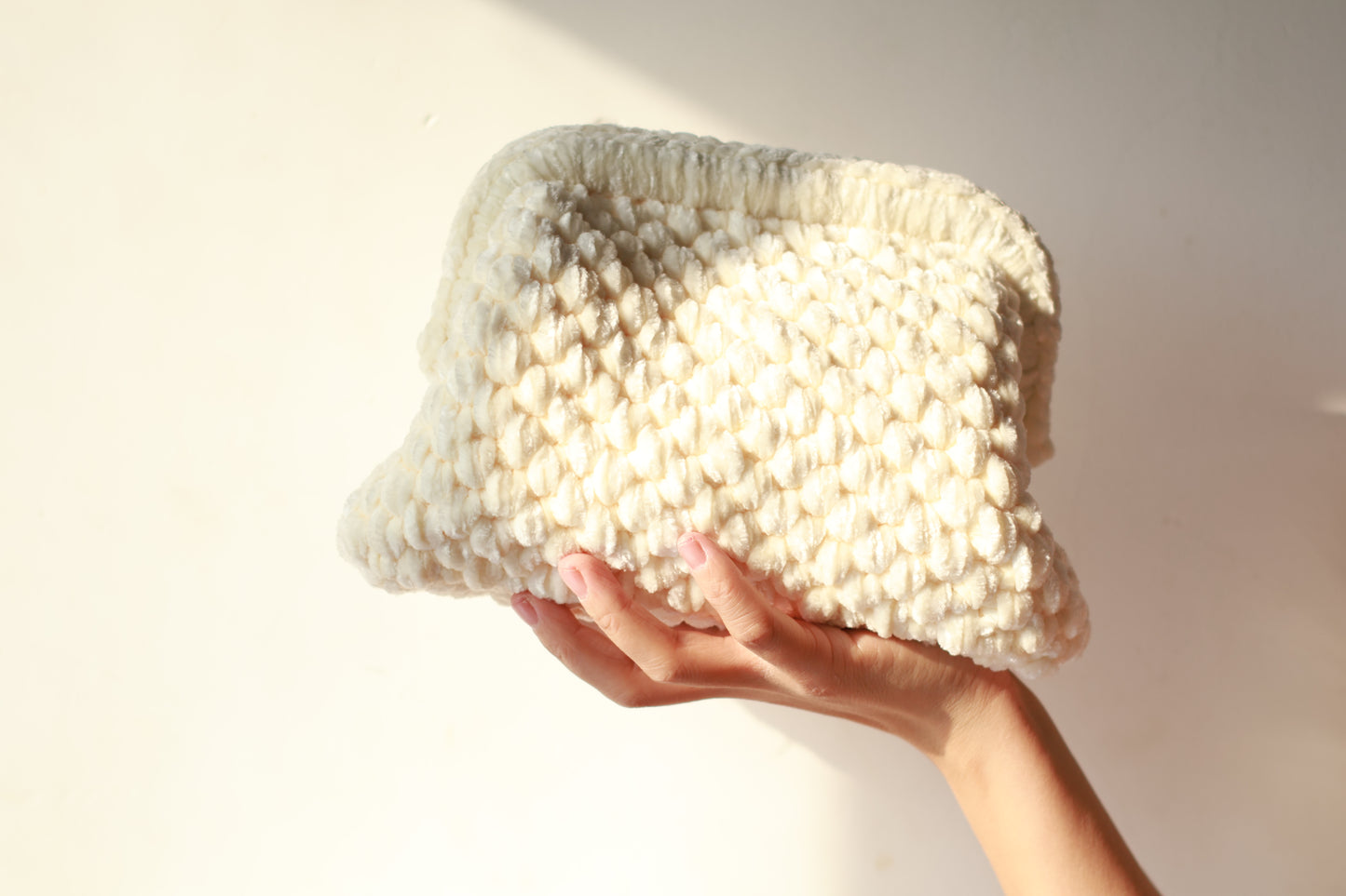 Velvet Crochet Clutch White - Aunty