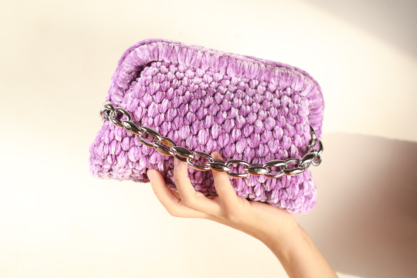 Pochette en velours crocheté violet - Aunty