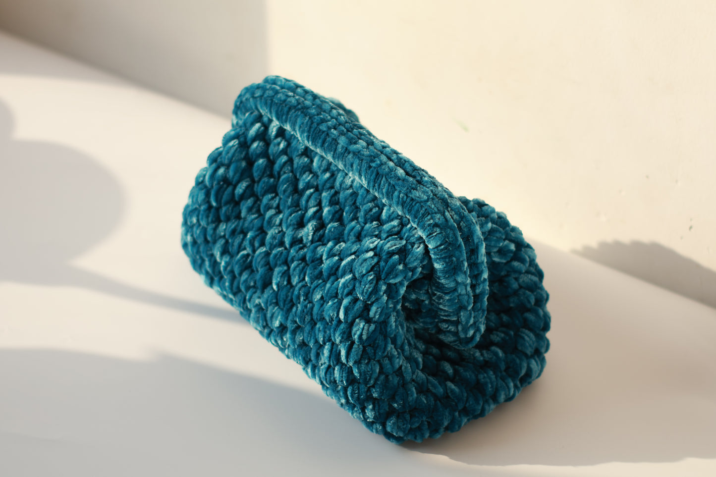 Velvet Crochet Clutch Lake Blue - Aunty